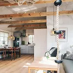 Feriehus Charming In Peaceful Fjand-by Traum *