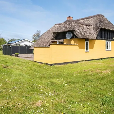 Charming In Peaceful Fjand-by Traum Feriehus Ulfborg